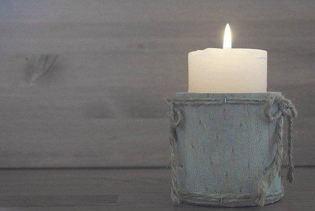 A picture containing candle

Description automatically generated